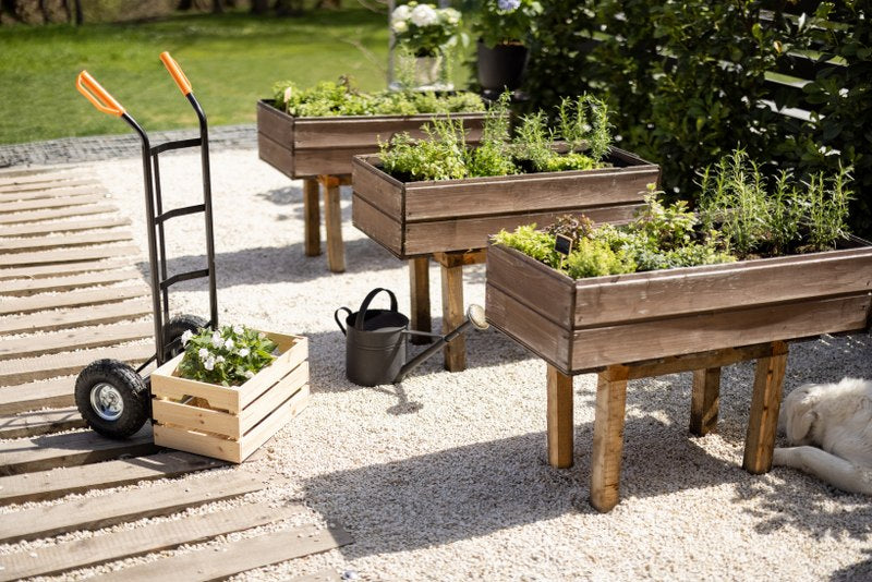 How to choose the best Planter Box for your indoor or outdoor plants?